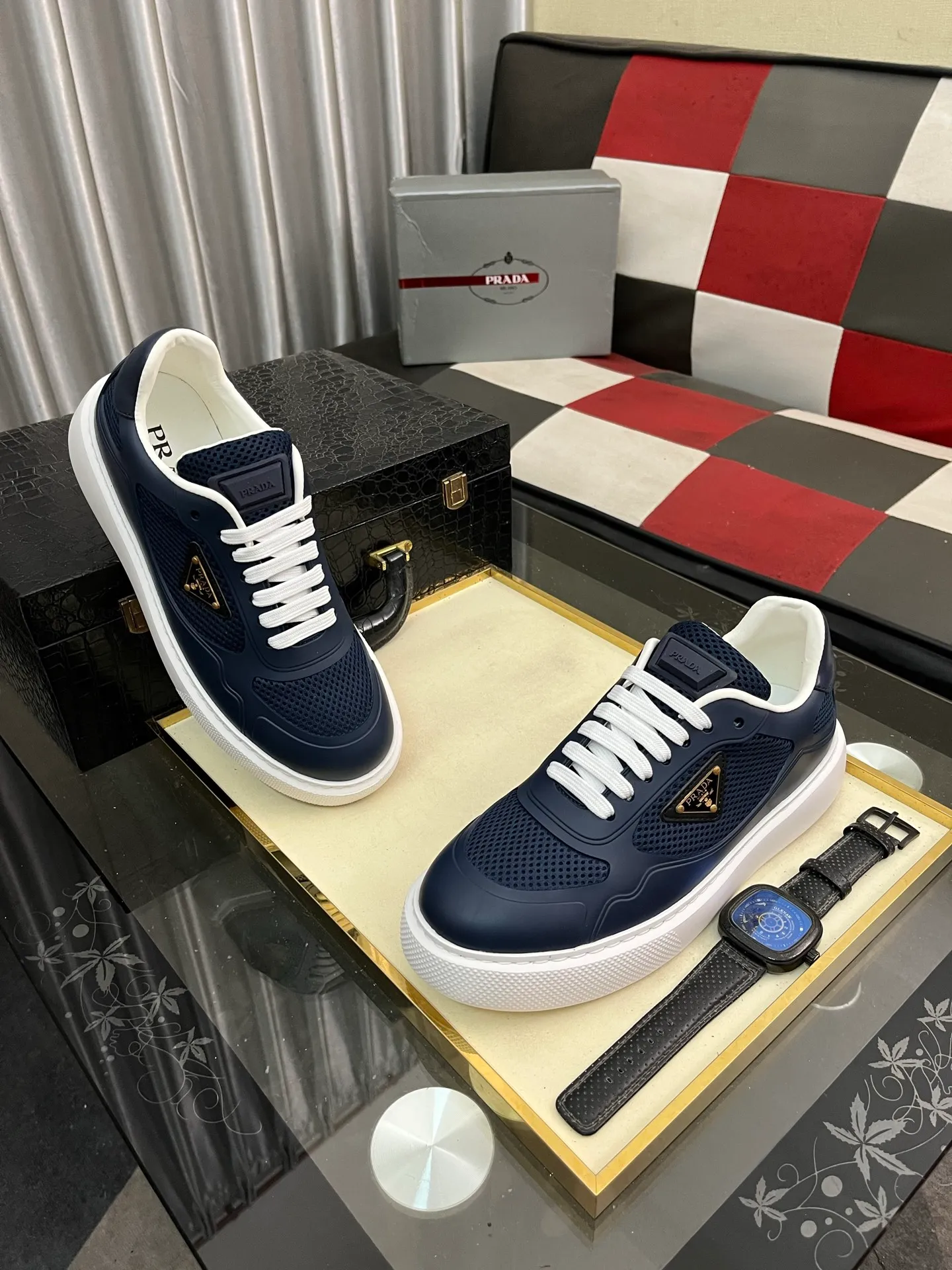 Men's shoes 💰580⌚️⌚️【PRADA】Prada - high-end quality original order 🔍🔍🔍 casual sports shoes - upper: imported 🔝 Napa calfskin, pebbled calfskin, branded glue hollow mesh canvas, shoe body sewn with branded metal fasteners - lining: water-dyed cowhide - outsole: ultra-light TPU foam rubber; two-color molded outsole -Ultra-high quality control, fine workmanship, highlighting (high-end, nobility, class) -Size: 38-445️⃣colors available